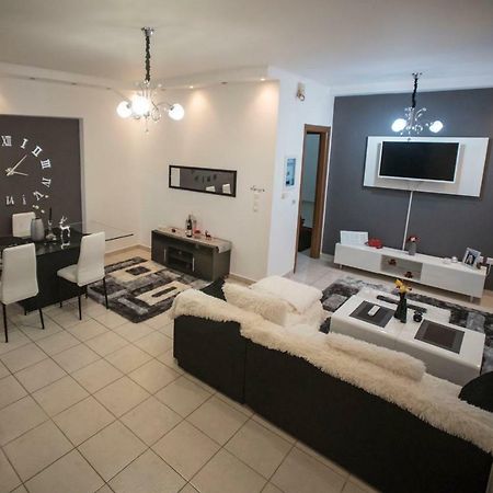 Cristal Apartment Corinth Экстерьер фото